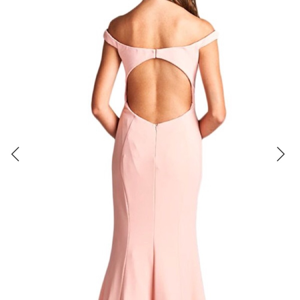 Black off the shoulder prom/ homecoming dress - Picture 7 of 7